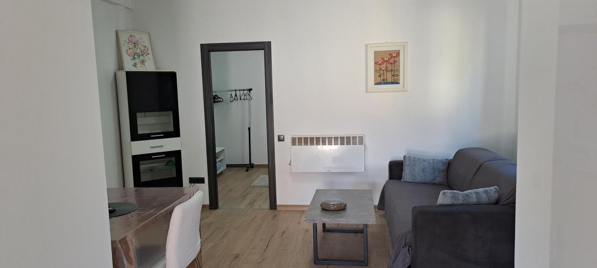 Apartments Eden Sisan Exterior photo